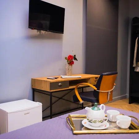 Palazzo Rosso Bed & Breakfast *